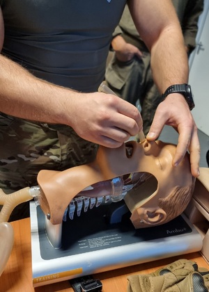 Służby mundurowe w ekstremalnych warunkach ćwiczyły Medycynę Pola Walki Służby mundurowe w ekstremalnych warunkach ćwiczyły Medycynę Pola Walki