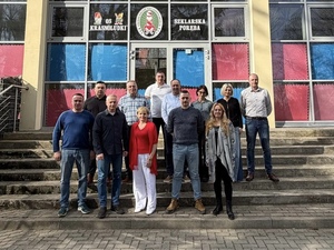 Warsztaty koordynacyjne przedstawicieli jednostek organizacyjnych SG wykorzystujących psy tropiąco-patrolowe Warsztaty koordynacyjne przedstawicieli jednostek organizacyjnych SG wykorzystujących psy tropiąco-patrolowe