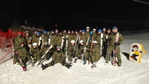 Szkolenie z zakresu narciarstwa skiturowego i zjazdowego dla słuchaczy szkolenia w zakresie Szkoły Podoficerskiej