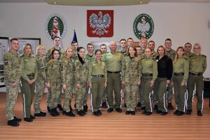 Wizyta absolwentów Akademii Państwowej Służby Granicznej Ukrainy im. Bogdana Chmielnickiego w OSS SG w Lubaniu