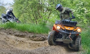 Straż Pożarna szkoli się w OSS SG w Lubaniu Funkcjonariusz SG i PSP na pojeździe ATV w terenie