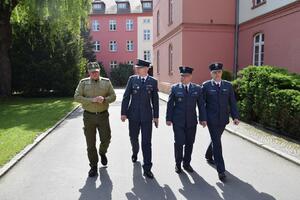 Podpisaliśmy porozumienie z Okręgowym Inspektoratem Służby Więziennej w Opolu. Fot. źródło : Zakład Karny w Zarębie Podpisaliśmy porozumienie z Okręgowym Inspektoratem Służby Więziennej w Opolu