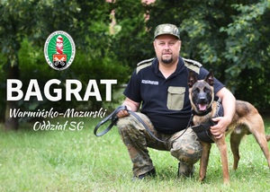 Poznajcie nowe psy tropiąco–patrolowe w Straży Granicznej Funkcjonariusz SG z psem służbowym
