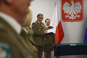 Awanse i wyróżnienia z okazji Narodowego Święta Niepodległości Awanse i wyróżnienia z okazji Narodowego Święta Niepodległości