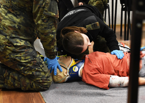 Jak udzielać kwalifikowanej pierwszej pomocy ? Jak udzielać kwalifikowanej pierwszej pomocy ?