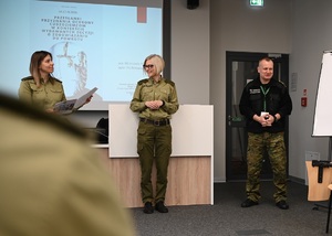 Kurs doskonalący nt. „Przesłanki przyznania ochrony cudzoziemcom w kontekście wydawanych decyzji o zobowiązaniu do powrotu” Kurs doskonalący nt. „Przesłanki przyznania ochrony cudzoziemcom w kontekście wydawanych decyzji o zobowiązaniu do powrotu”