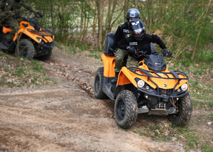 Trenujemy jazdę w trudnym terenie Trenujemy jazdę w trudnym terenie