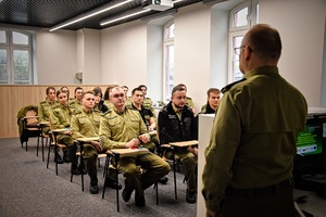 Przeprowadzanie przez funkcjonariuszy SG kontroli legalności wykonywania pracy przez cudzoziemców, prowadzenia działalności gospodarczej przez cudzoziemców, powierzania wykonywania pracy cudzoziemcom - poziom I Przeprowadzanie przez funkcjonariuszy SG kontroli legalności wykonywania pracy przez cudzoziemców, prowadzenia działalności gospodarczej przez cudzoziemców, powierzania wykonywania pracy cudzoziemcom - poziom I