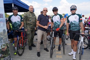 Wyścig kolarski ORLEN Tour de Pologne Amatorów z udziałem funkcjonariuszy OSS SG w Lubaniu